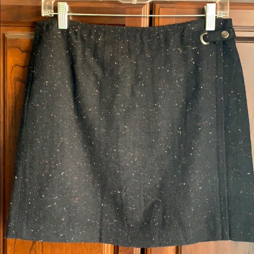 Banana Republic wool skirt - Picture 5 of 8